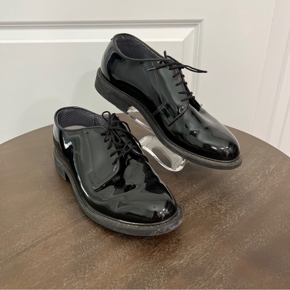 Bates Glossy Black Men's Oxfords